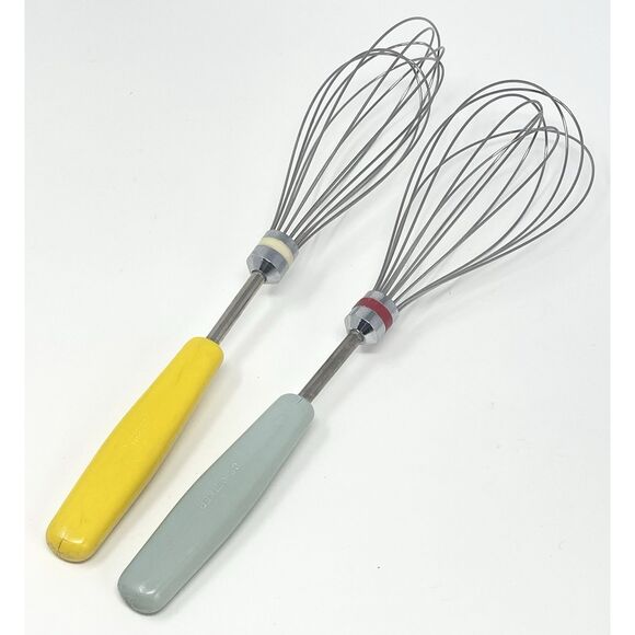 Dr Oetker Germany Vintage Retro Melamine Whisks Set Of 2 Yellow Blue 11.5” - Picture 1 of 9
